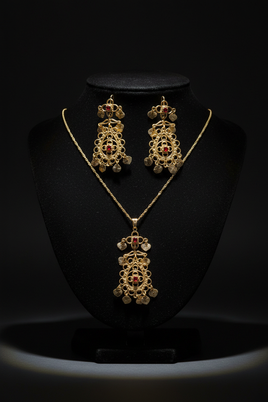 Parure Dentelle Dorée & Rubis – Collier Pendentif & Boucles d'Oreilles Chandelier